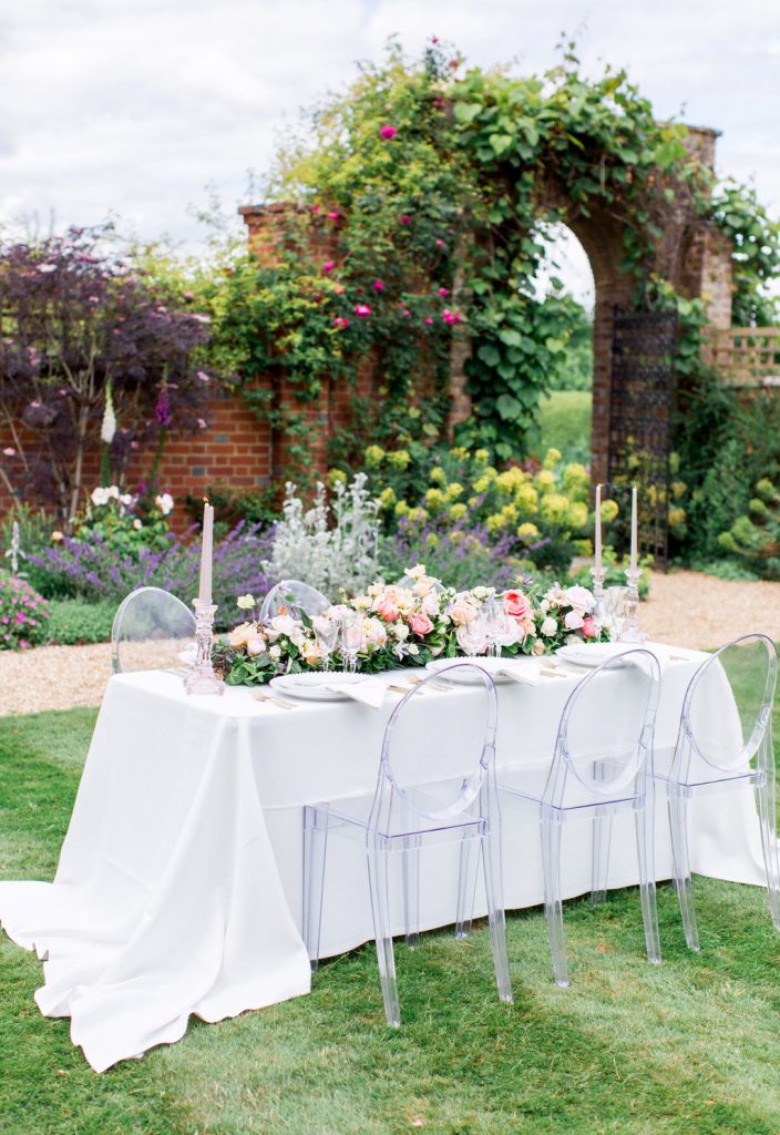 Outdoor Wedding Ideas; Dreamy Table Settings With Our Embroidered Napkins