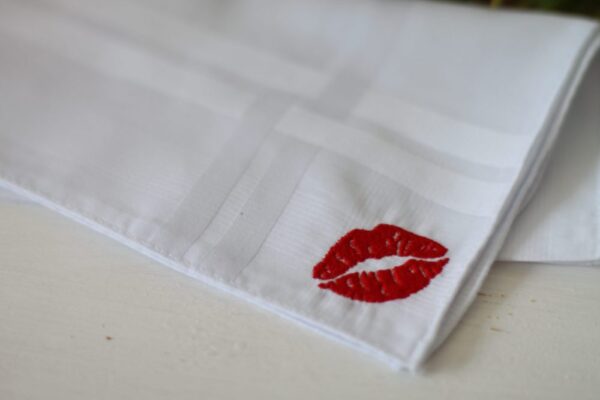Kissing Lips Valentines Gift