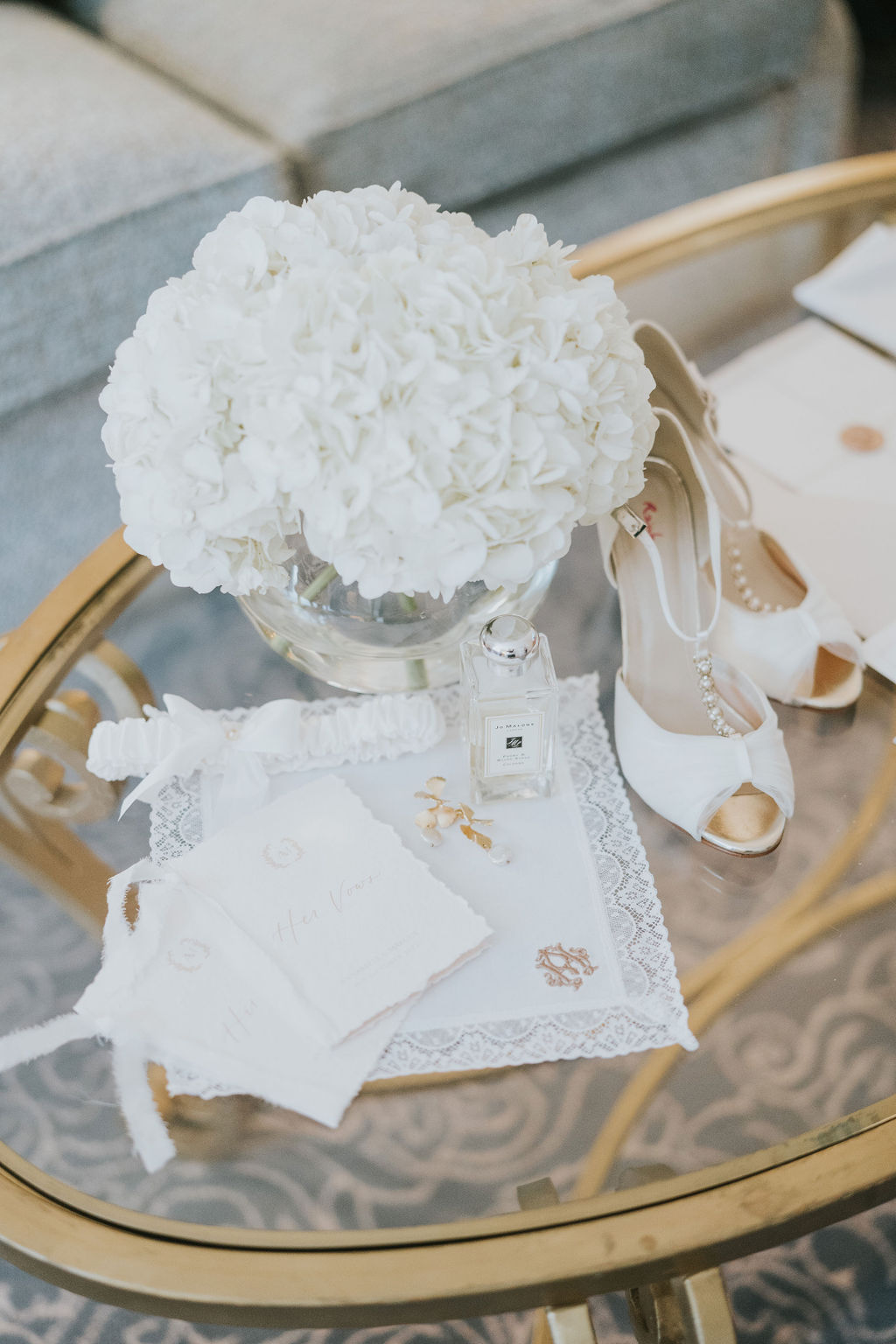 Chic City Wedding With Personalised Bridal Accessories
