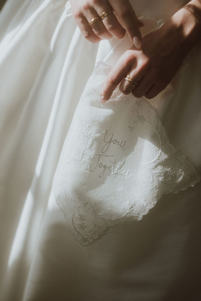 Bridal Prep Tips for Effortless Wedding Morning Photos