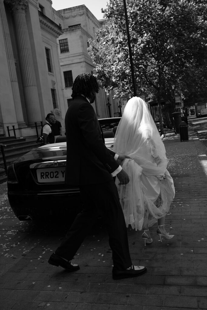 Bespoke Wedding Details For a Personalised City Celebration 